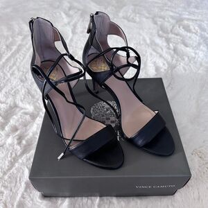 Vince-camuto Women's Black Courts